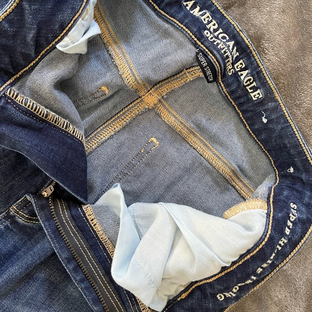 Skinny, high waist, EA size 6 like new!